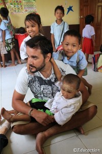 Marc en la "Chicken School"