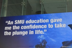 Cartel sobre educación en Singapore