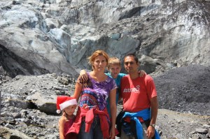 La familia en el Glaciar Franz Josef